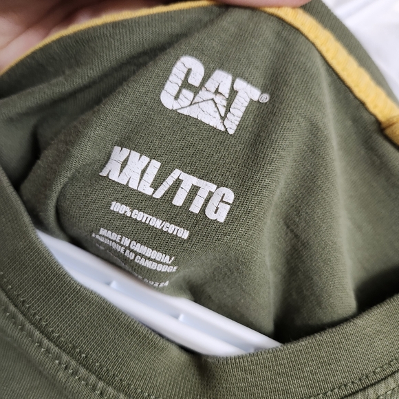 Excellent condition Men's CAT XL  T-shirt. - Picture 4 of 7